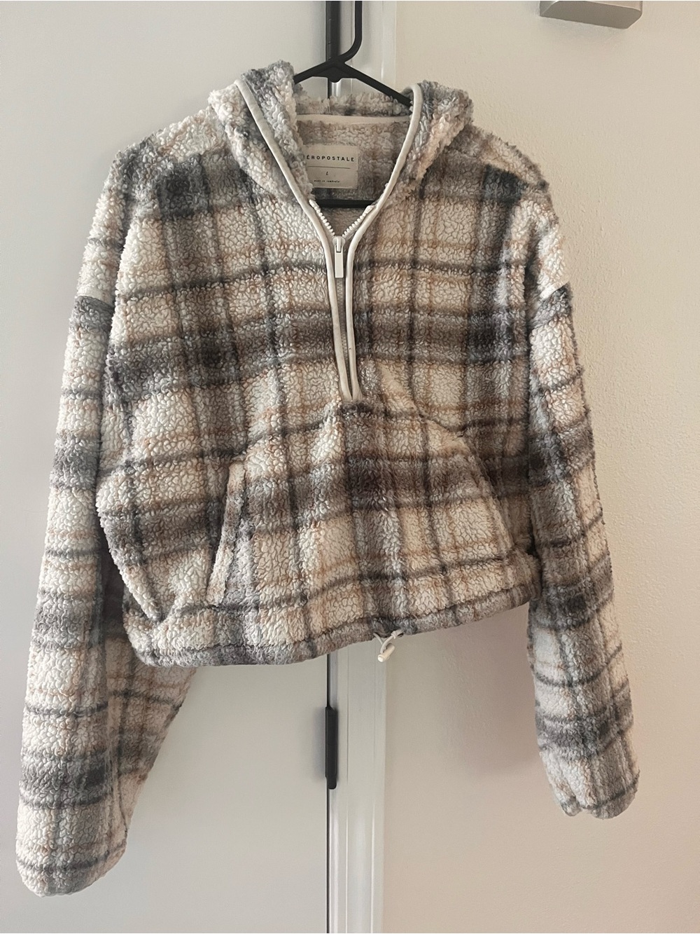 Aeropostale Cream and Gray Plaid Sherpa Half-Zip Hoodie